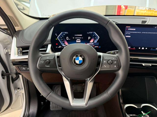 BMW X1 2023 thumb 12