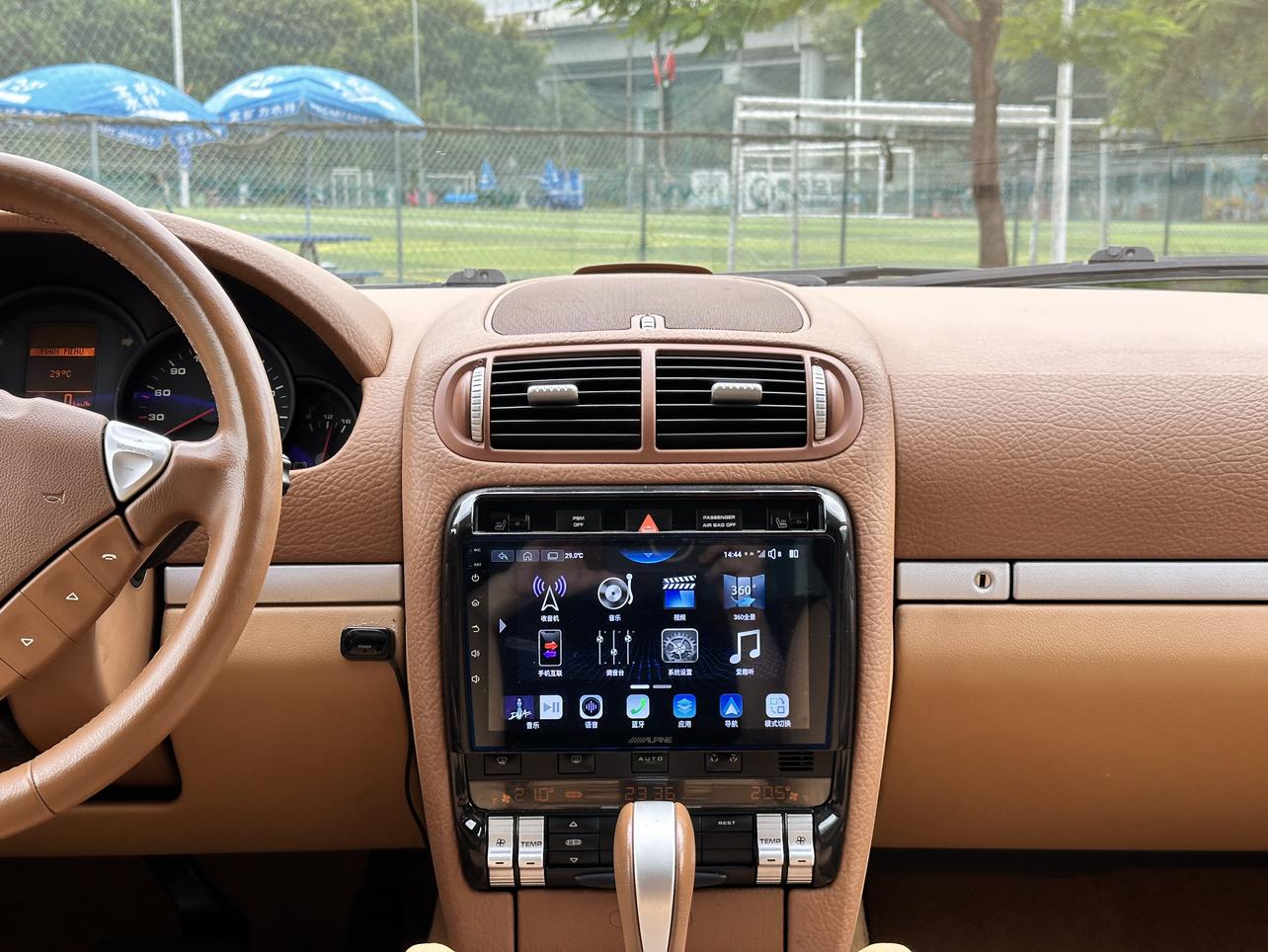 Porsche Cayenne 2007 thumb 5