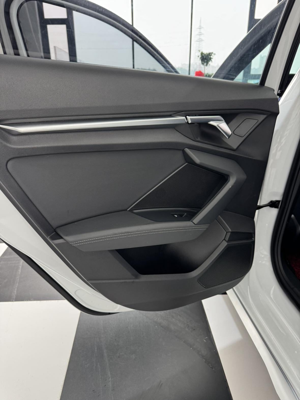 Audi A3 2022 thumb 6