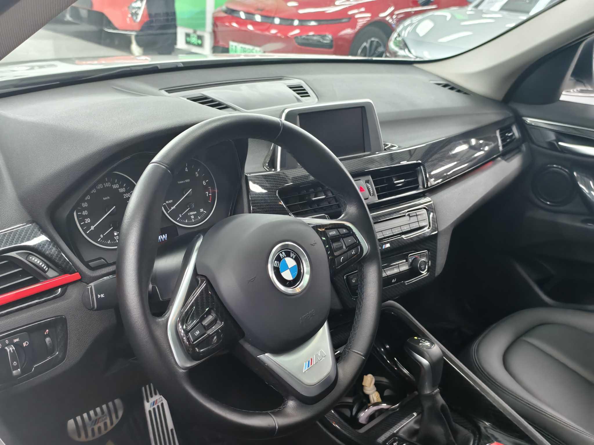 BMW X1 2018 thumb 6