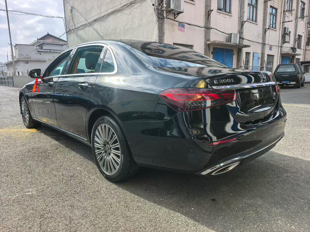 Mercedes-Benz E-Класс 2023 thumb 2