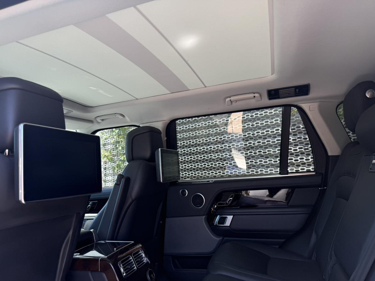 Land Rover Range Rover 2021 thumb 5