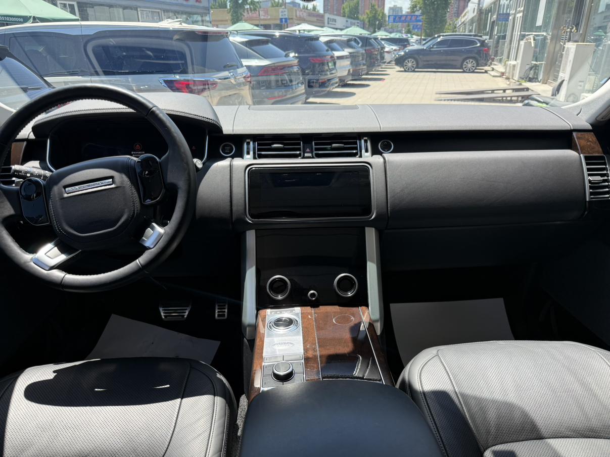 Land Rover Range Rover 2021 thumb 10
