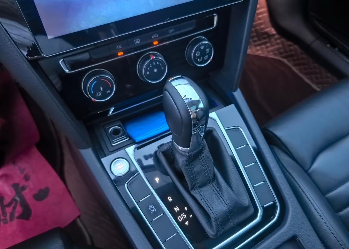 Volkswagen Magotan 2018 thumb 5