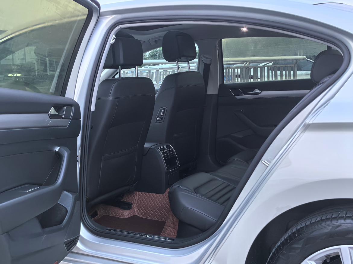 Volkswagen Magotan 2018 thumb 7