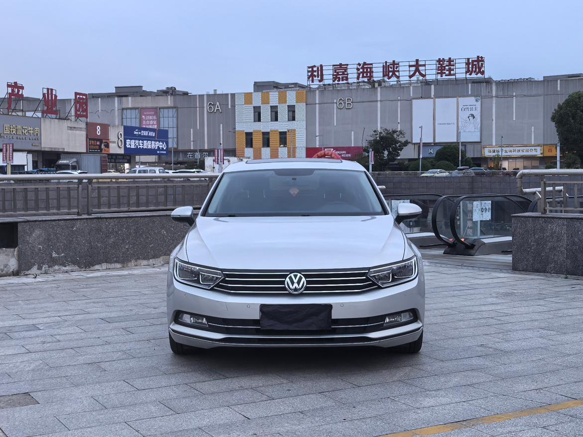 Volkswagen Magotan 2018 thumb 10