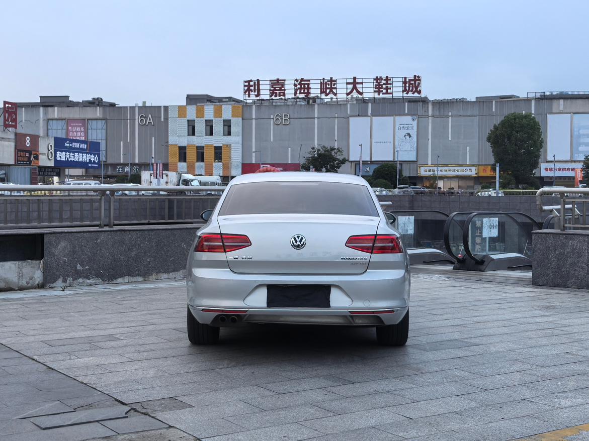 Volkswagen Magotan 2018 thumb 11