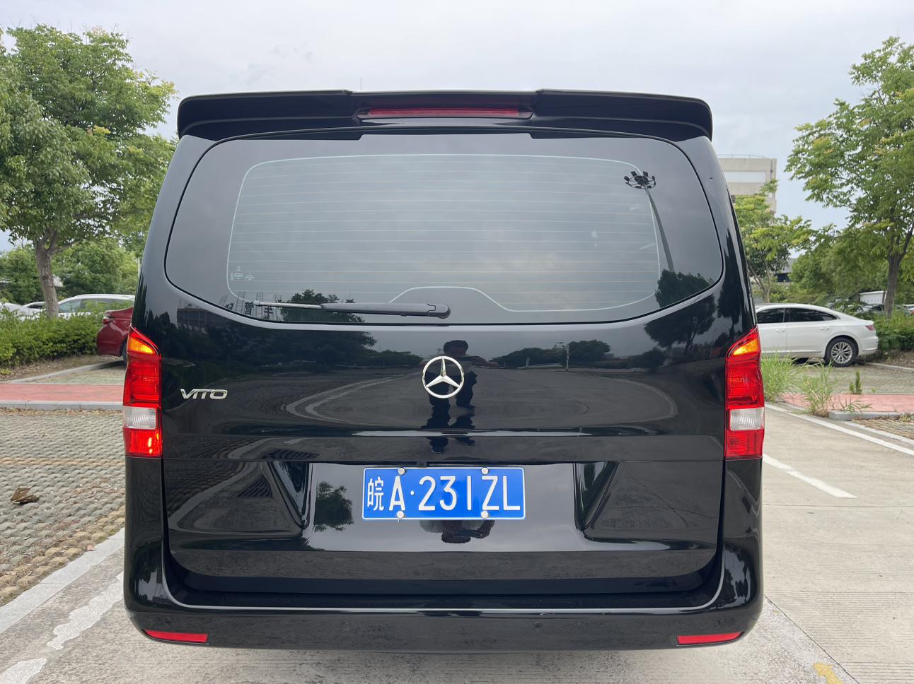 Mercedes-Benz Wei Ting 2018 thumb 4