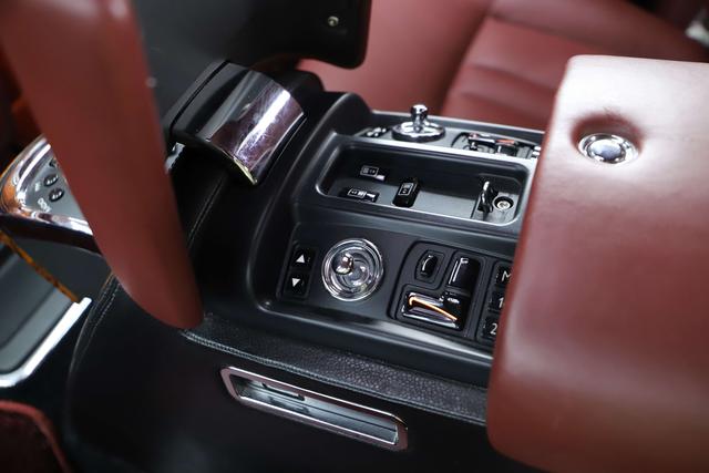 Rolls-Royce Huan Ying 2013 thumb 8