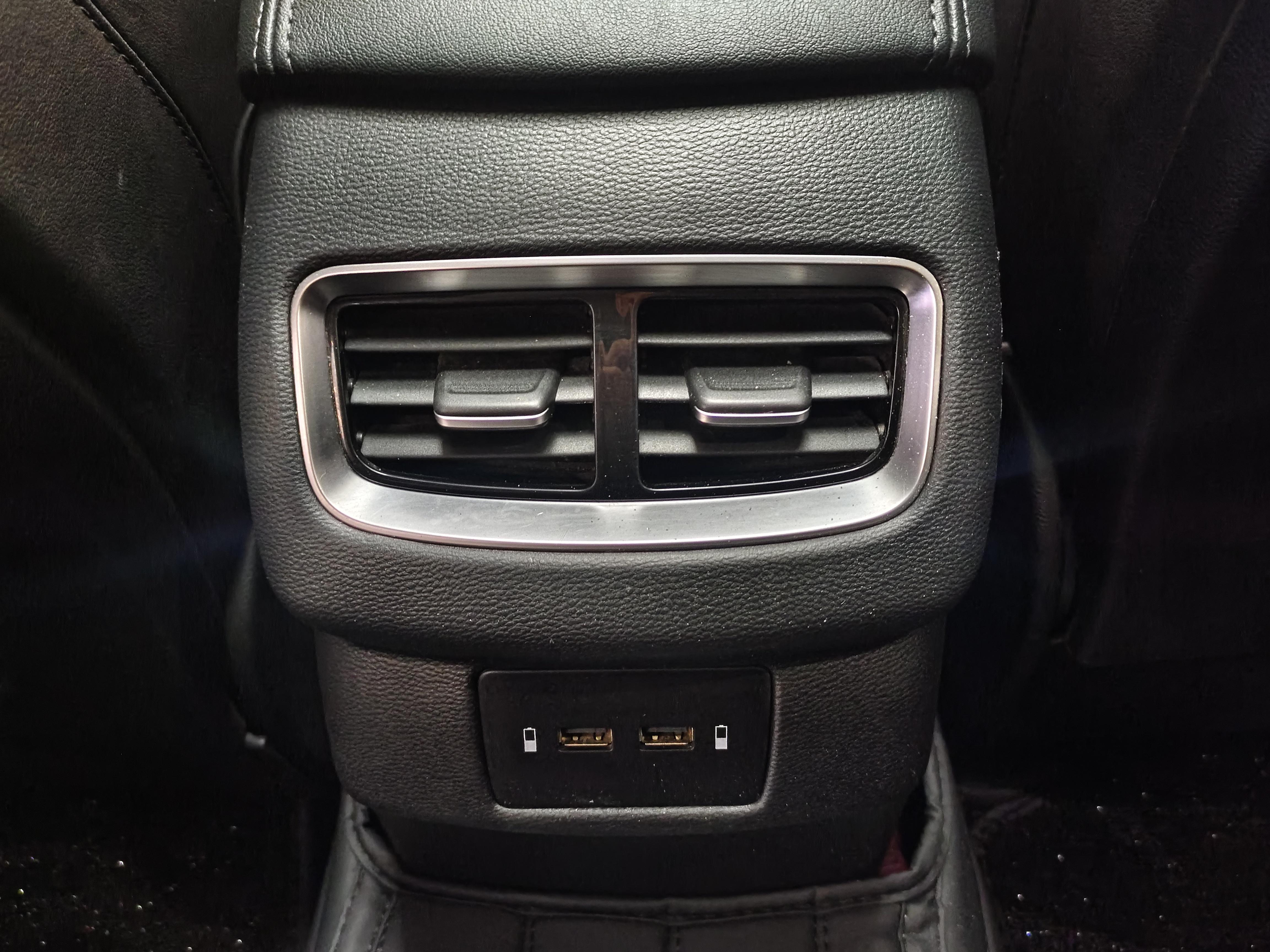 Hongqi H5 2020 thumb 12