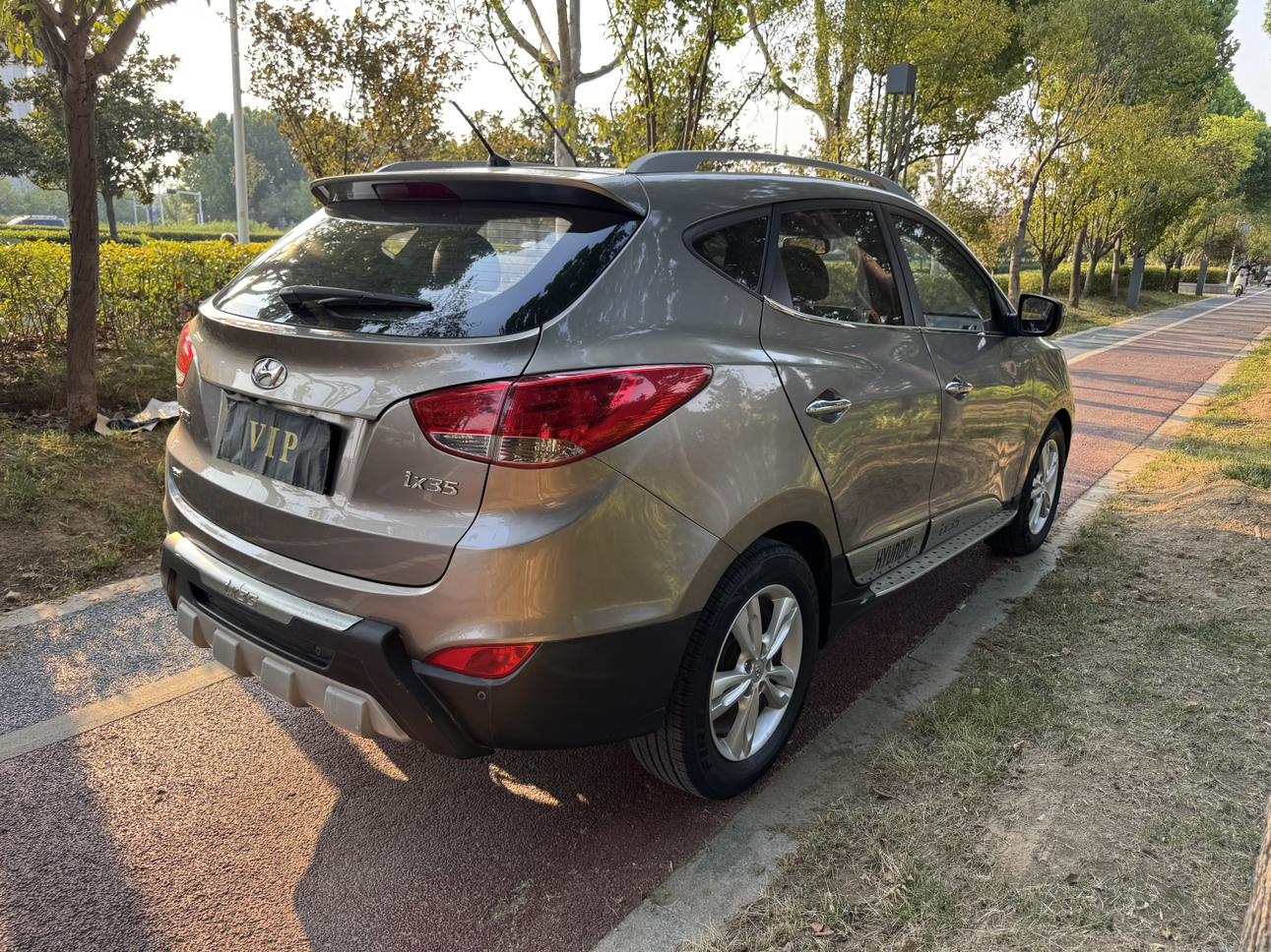 Hyundai ix35 2012 thumb 3