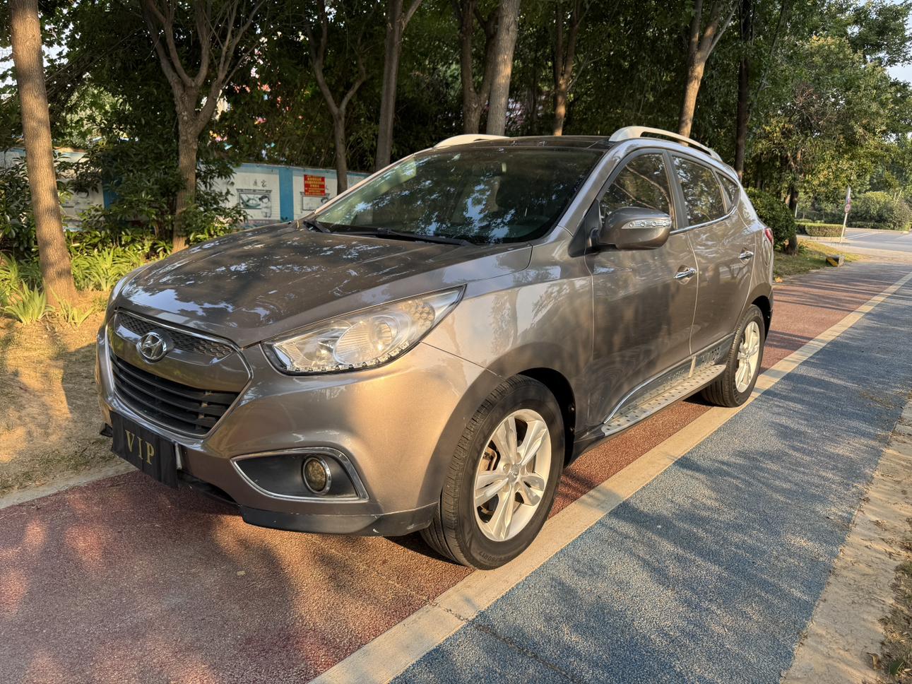 Hyundai ix35 2012 thumb 11