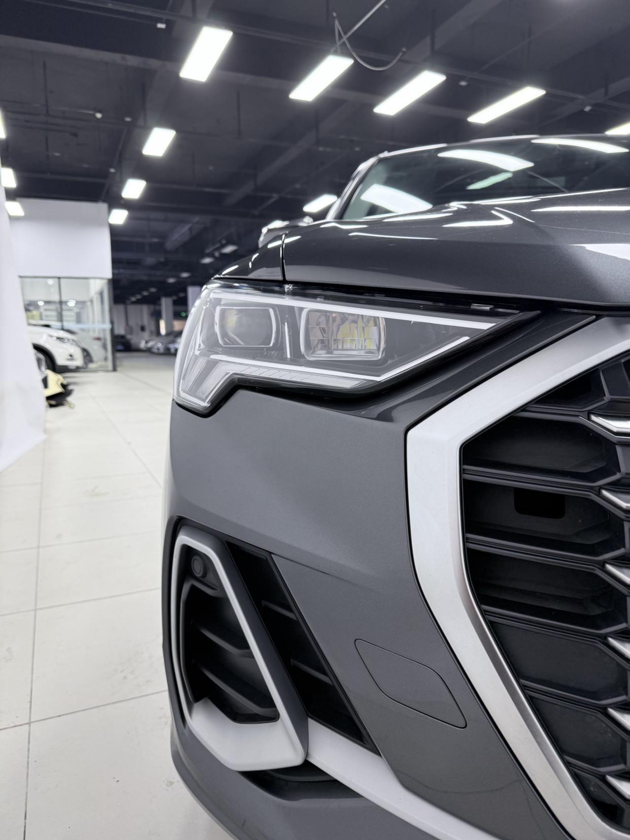 Audi Q3 2022 thumb 7