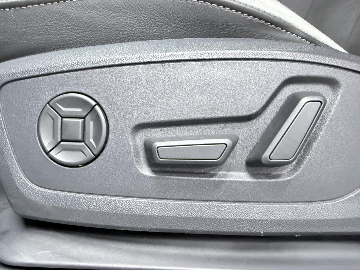 Audi Q3 2022 thumb 12