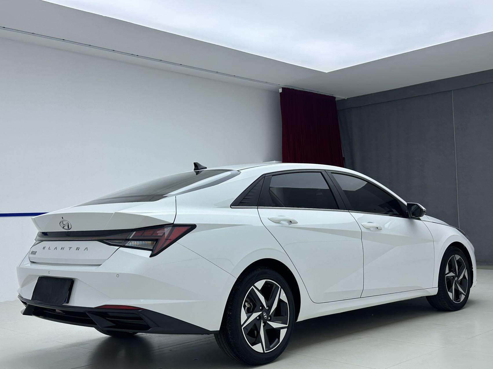 Hyundai Elantra 2021 thumb 4