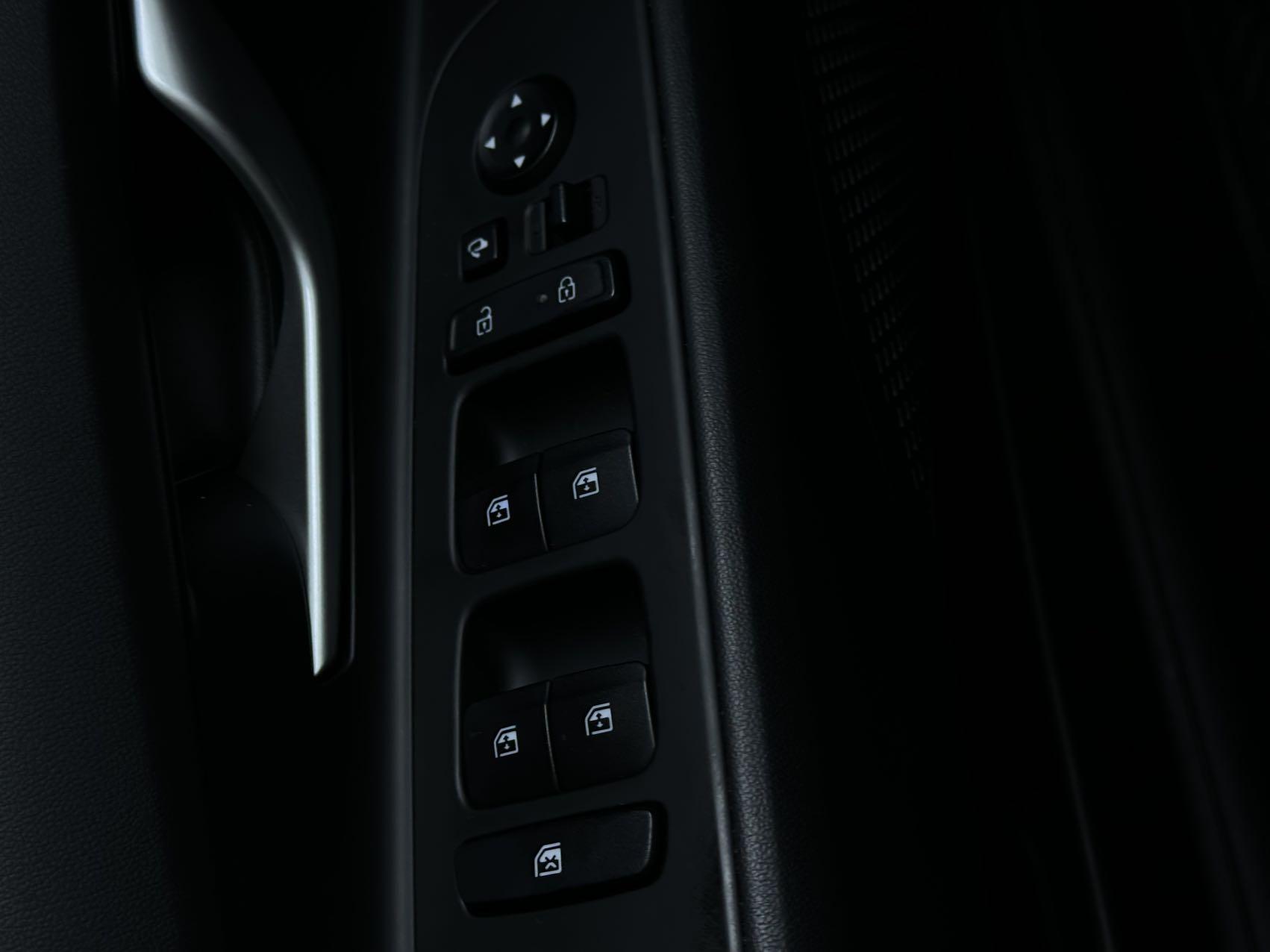 Hyundai Elantra 2021 thumb 6