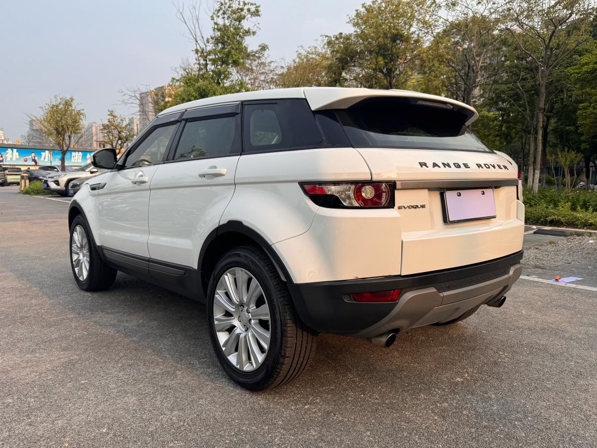 Land Rover Evoque 2015 thumb 2