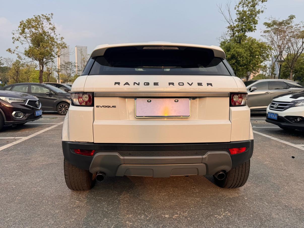 Land Rover Evoque 2015 thumb 3