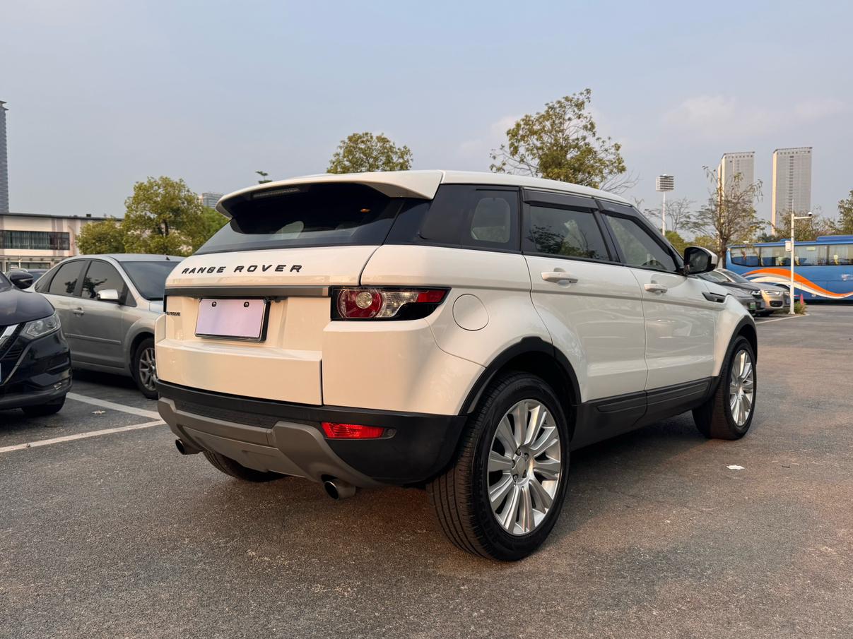 Land Rover Evoque 2015 thumb 4