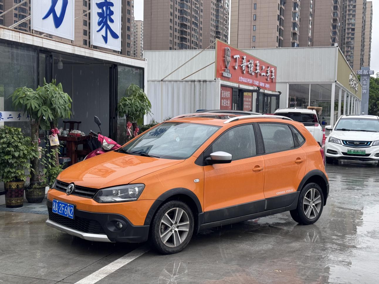 Volkswagen Polo 2012 thumb 4