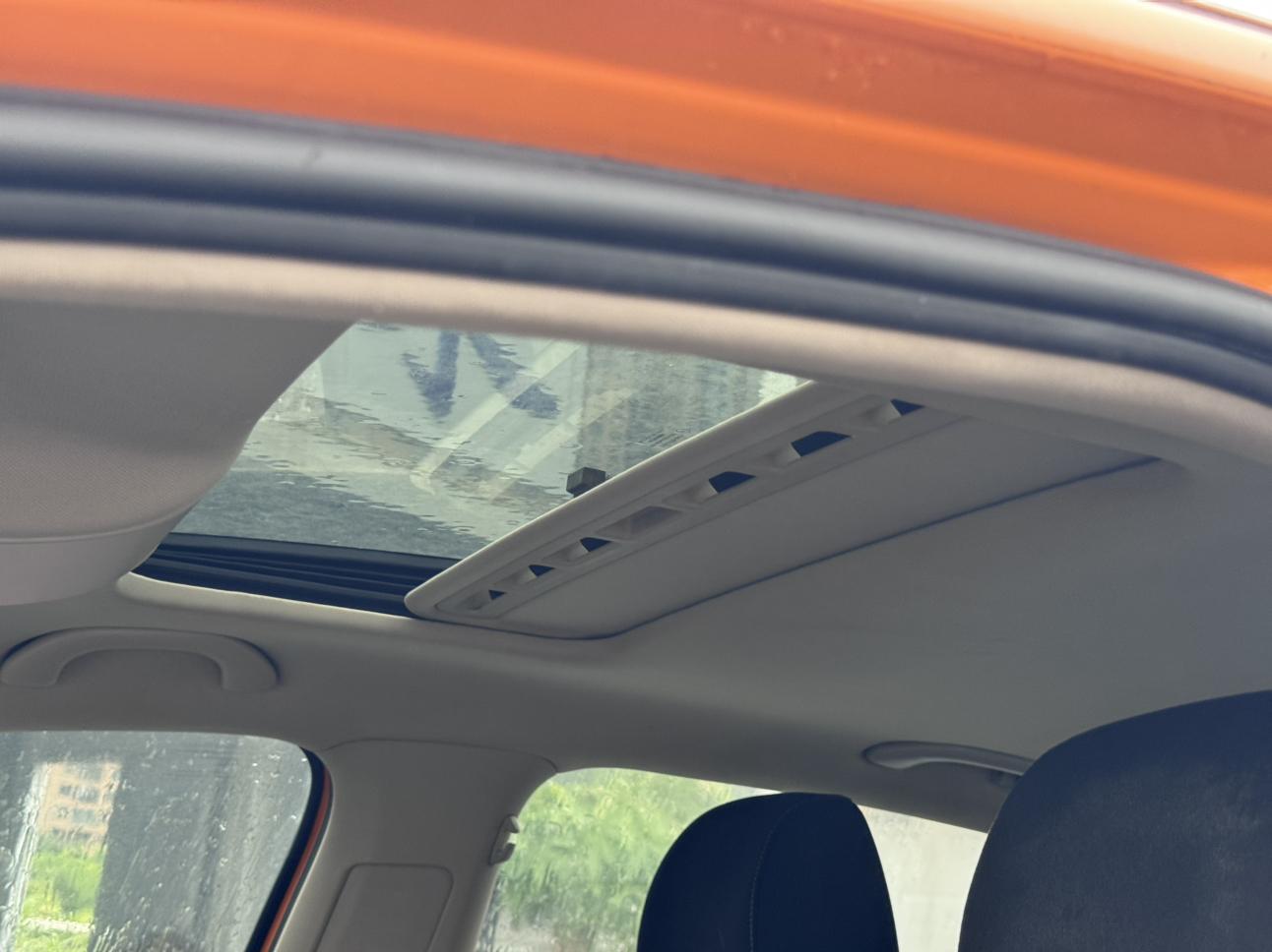 Volkswagen Polo 2012 thumb 12