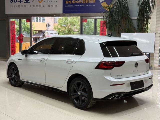 Volkswagen Golf Sportsvan 2023 thumb 2