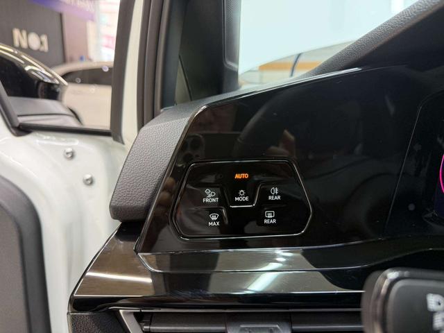 Volkswagen Golf Sportsvan 2023 thumb 7