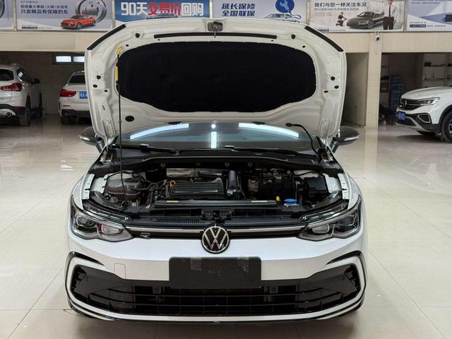 Volkswagen Golf Sportsvan 2023 thumb 11