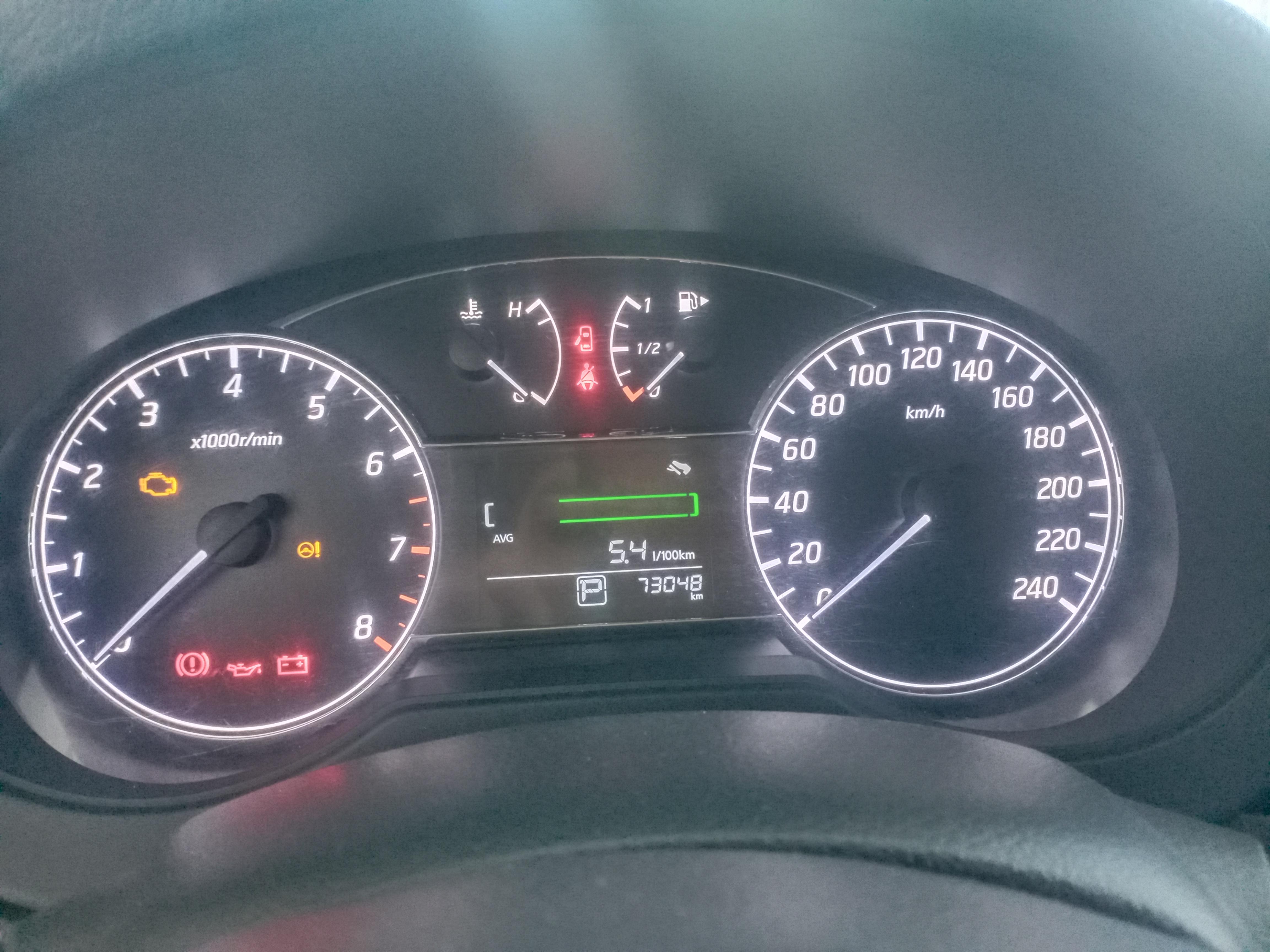 Nissan Tiida 2021 thumb 5