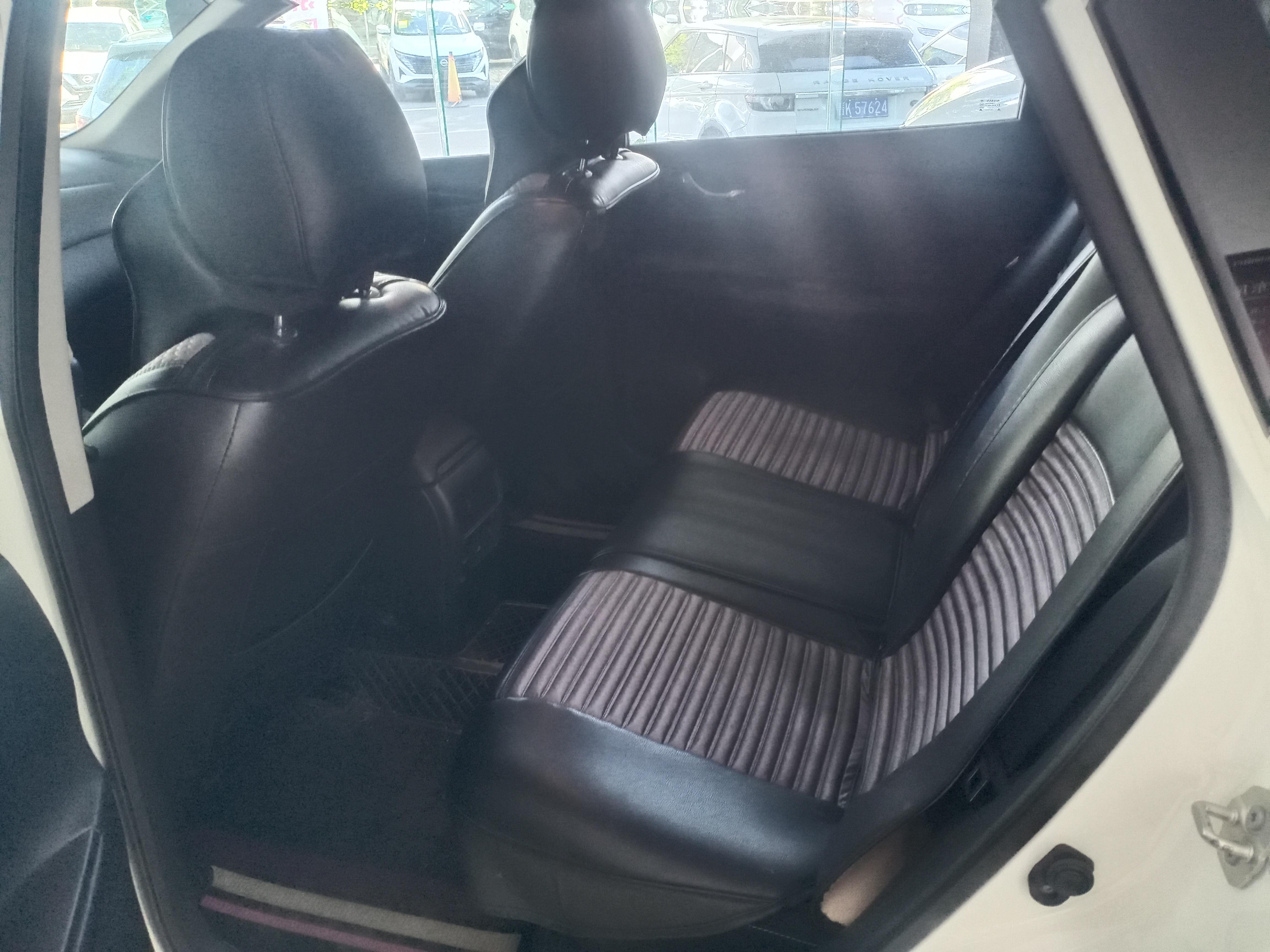 Nissan Tiida 2021 thumb 7
