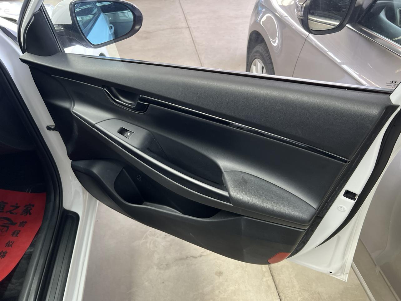 Hyundai Elantra 2020 thumb 7