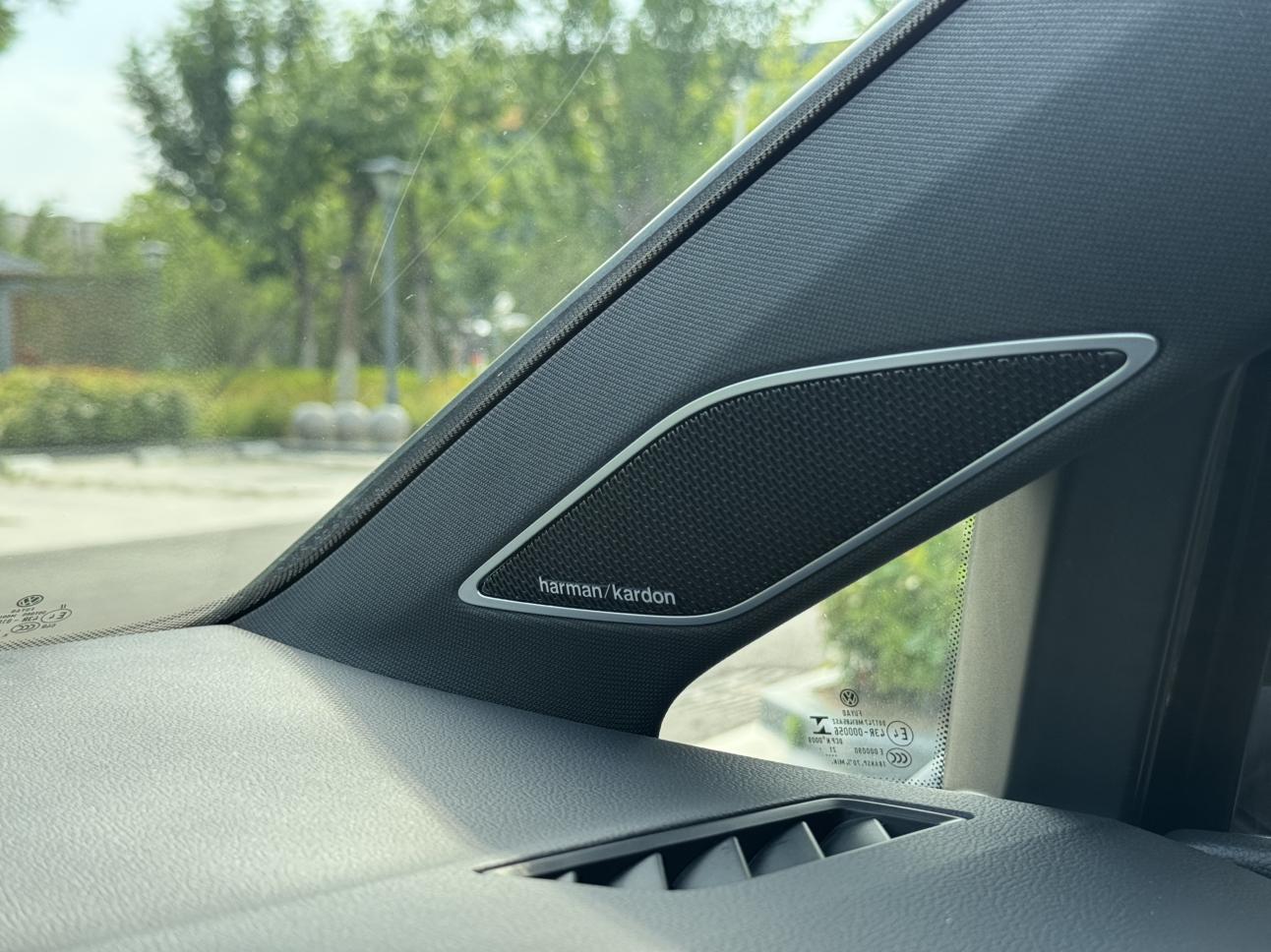 Volkswagen Golf Sportsvan 2021 thumb 9
