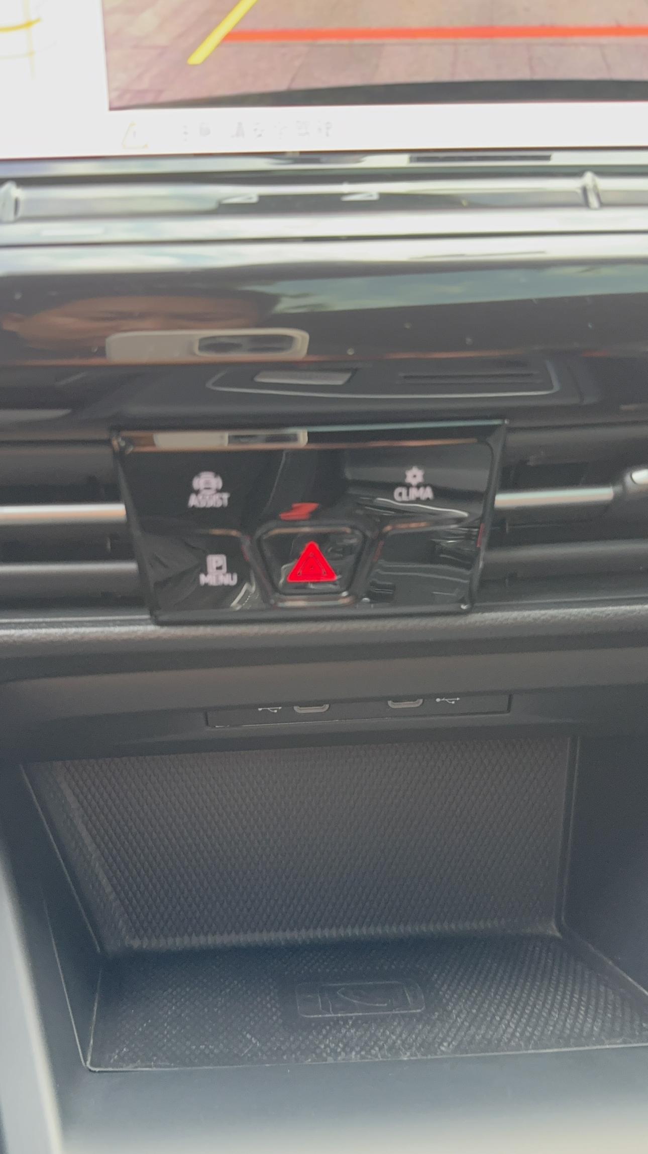 Volkswagen Golf Sportsvan 2021 thumb 10