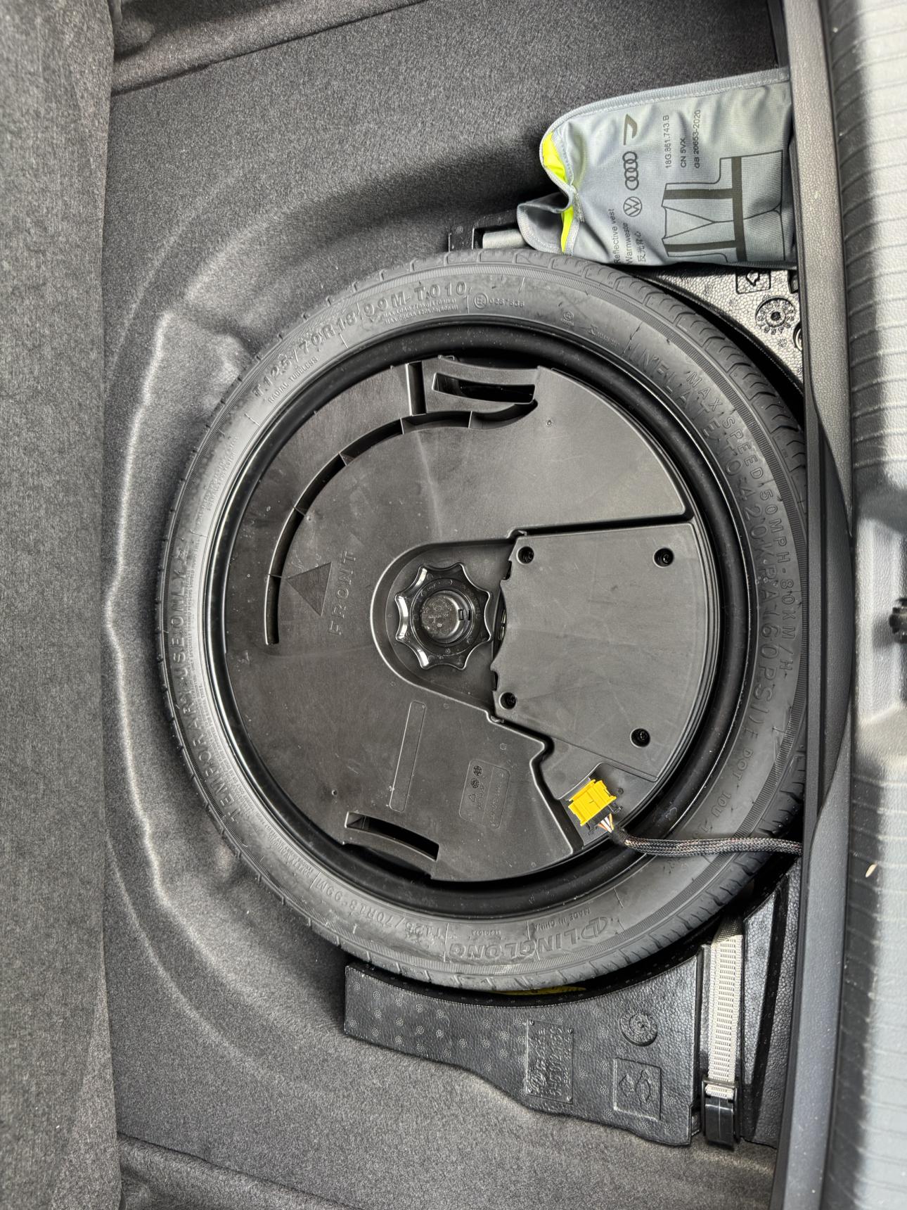 Volkswagen Golf Sportsvan 2021 thumb 11