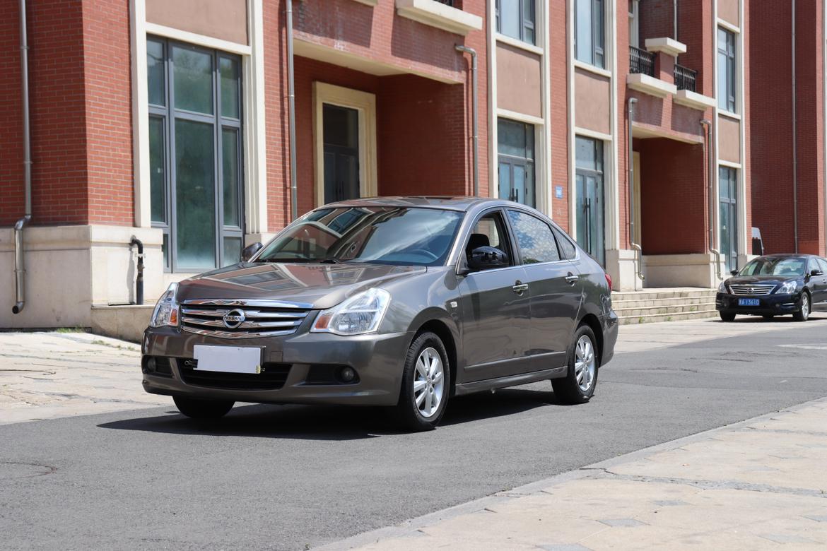 Nissan Sylphy 2019 thumb 8