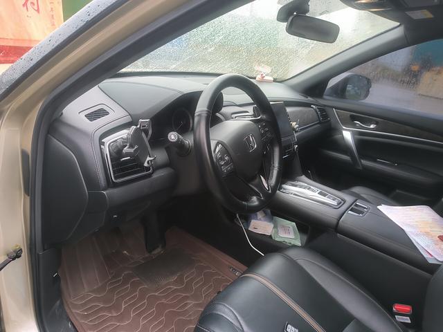 Honda UR-V 2020 thumb 11