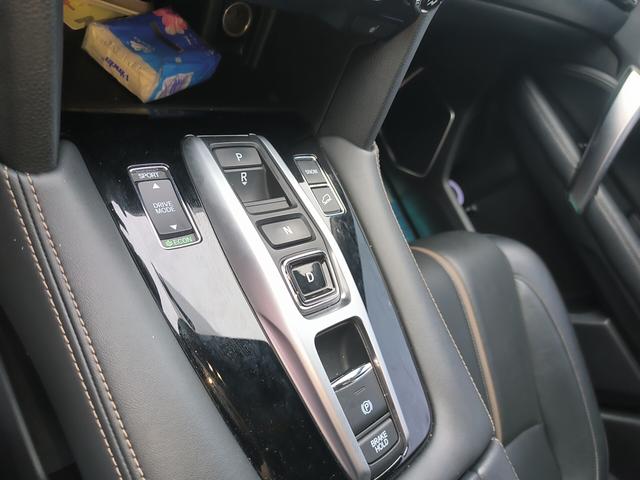 Honda UR-V 2020 thumb 12