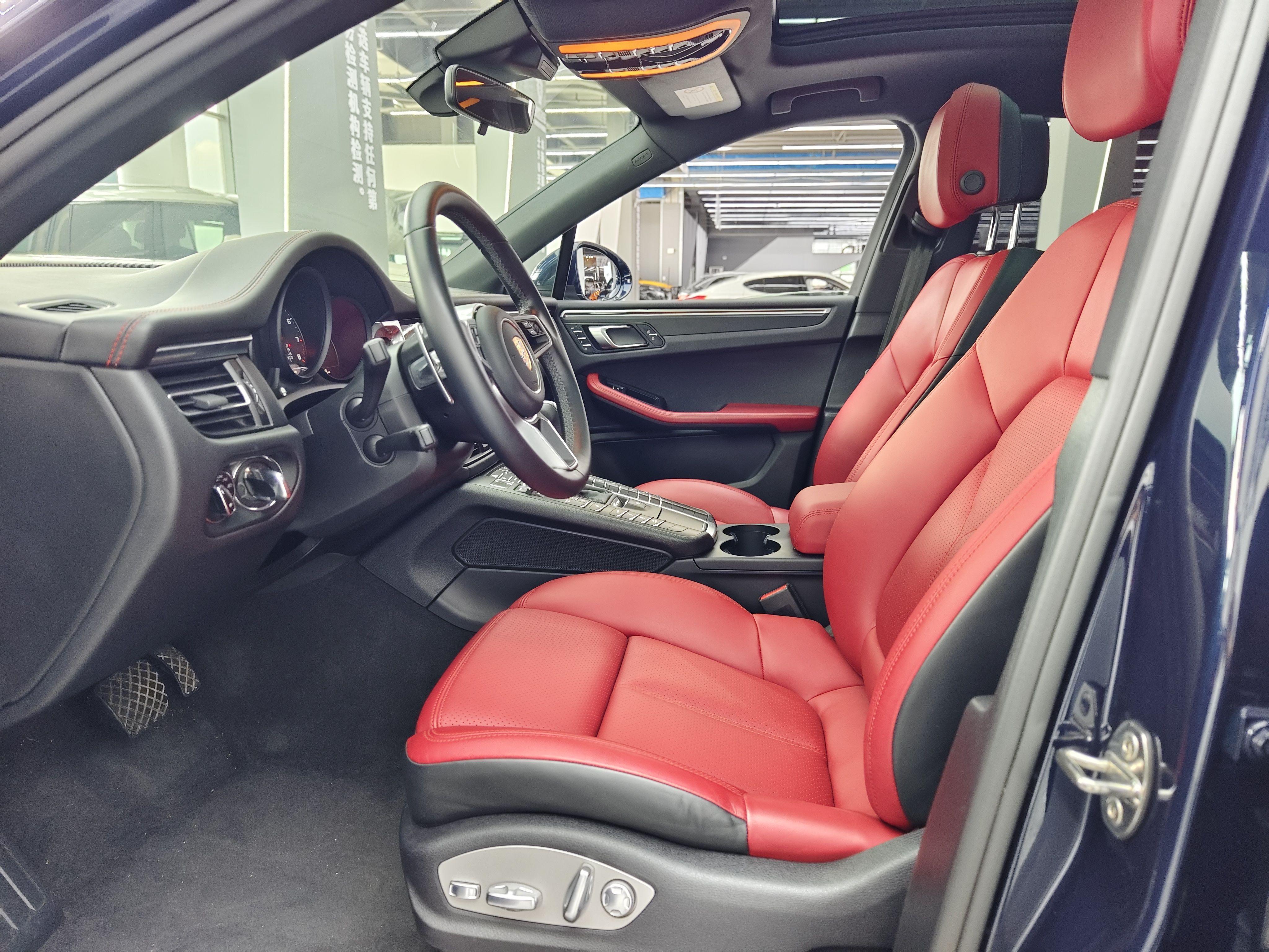 Porsche Macan 2020 thumb 12