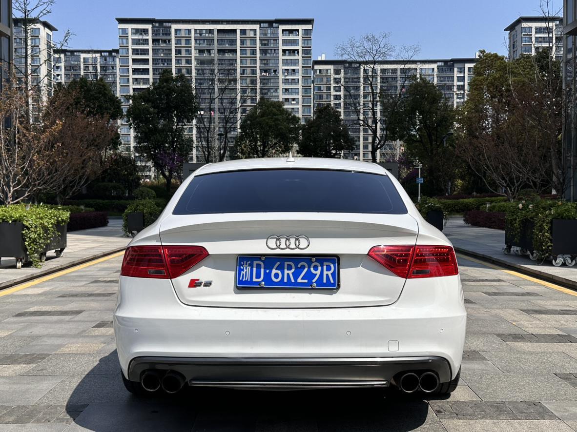 Audi S5 2012 thumb 3