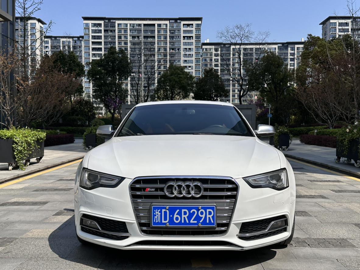 Audi S5 2012 thumb 9