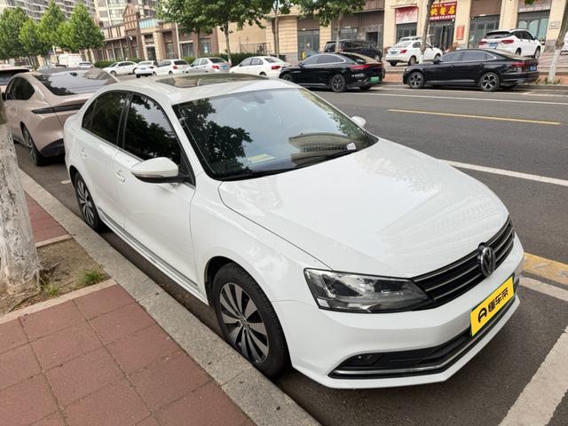 Volkswagen Sagitar 2018 thumb 9