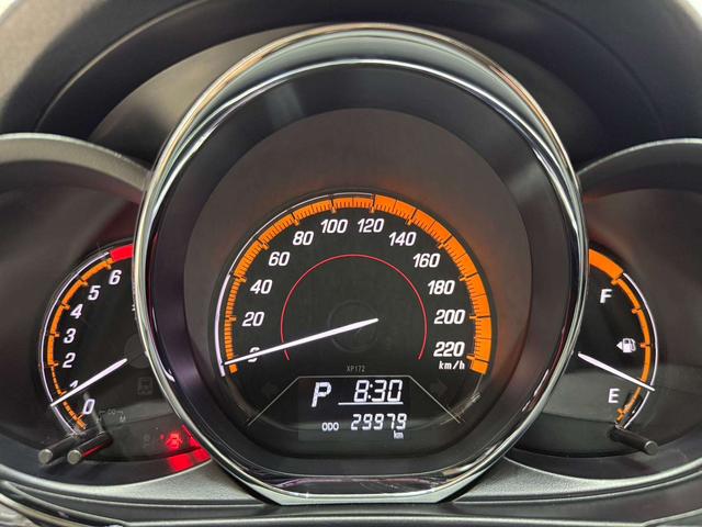 Toyota Yaris 2022 thumb 10