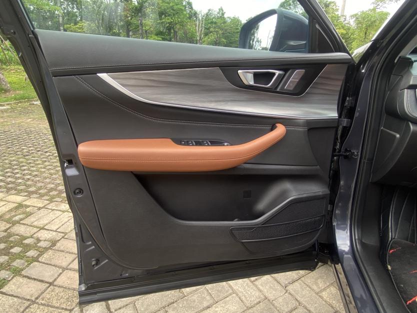 Chery Tiggo 8 PLUS 2022 thumb 12