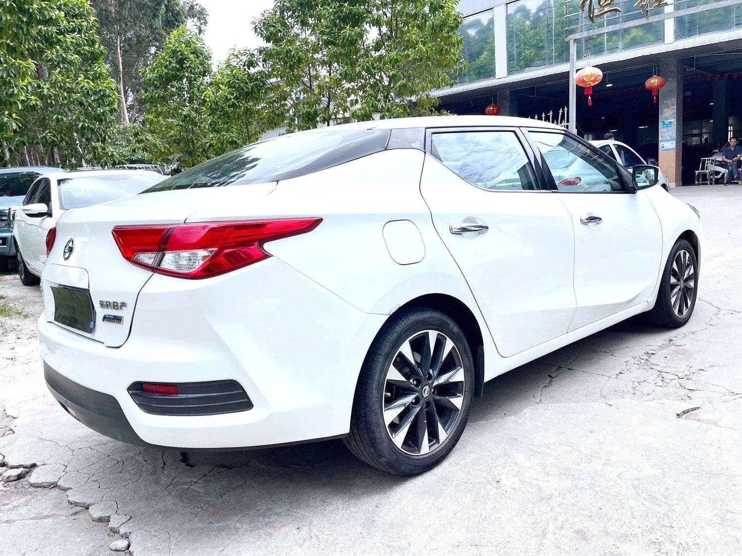 Nissan Lannia 2016 thumb 4