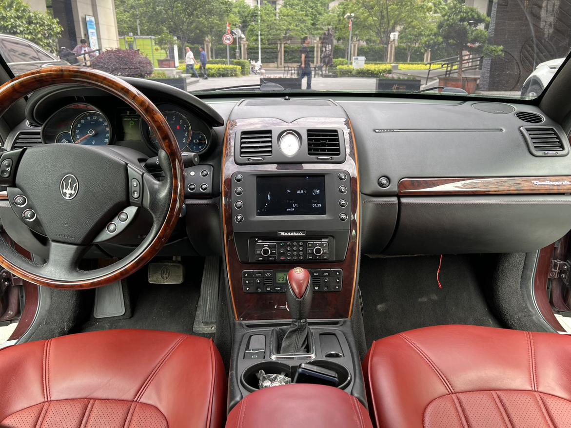 Maserati Zong Cai 2011 thumb 8
