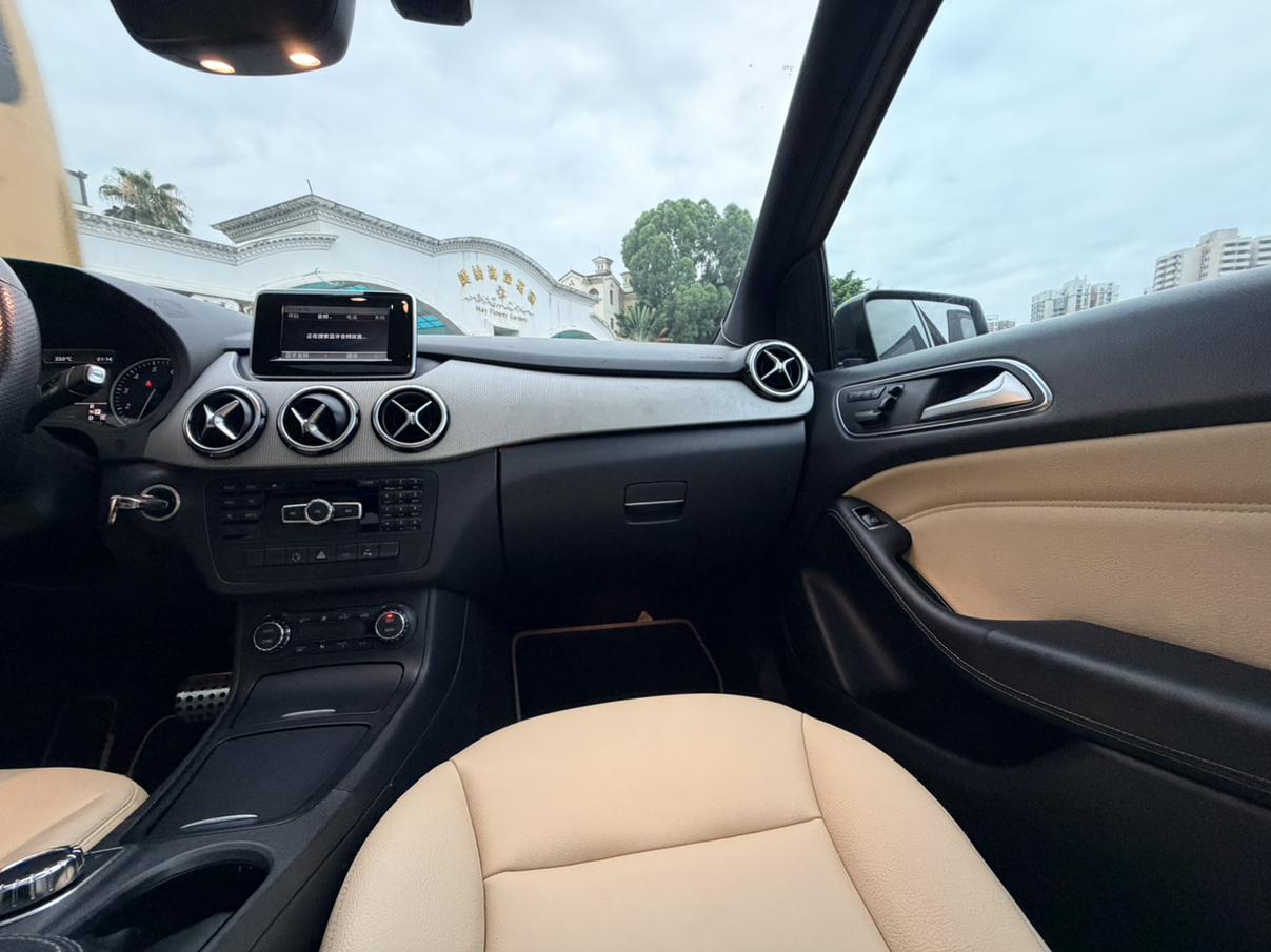 Mercedes-Benz B-Класс 2012 thumb 11