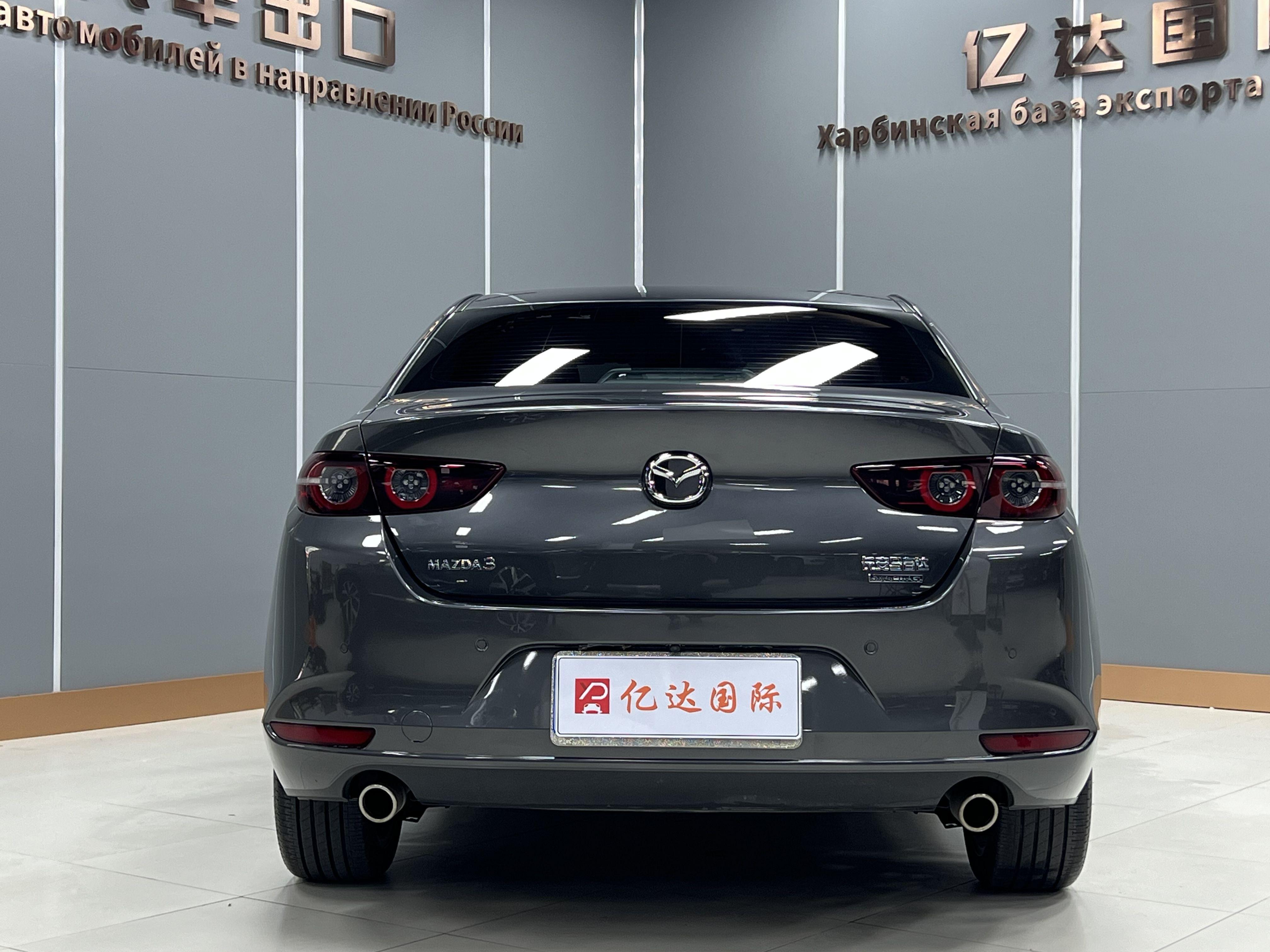 Mazda 3 2022 thumb 3