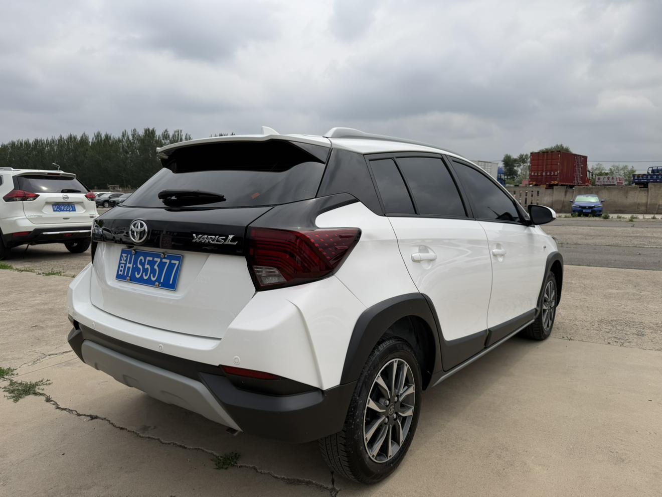 Toyota Yaris 2022 thumb 4