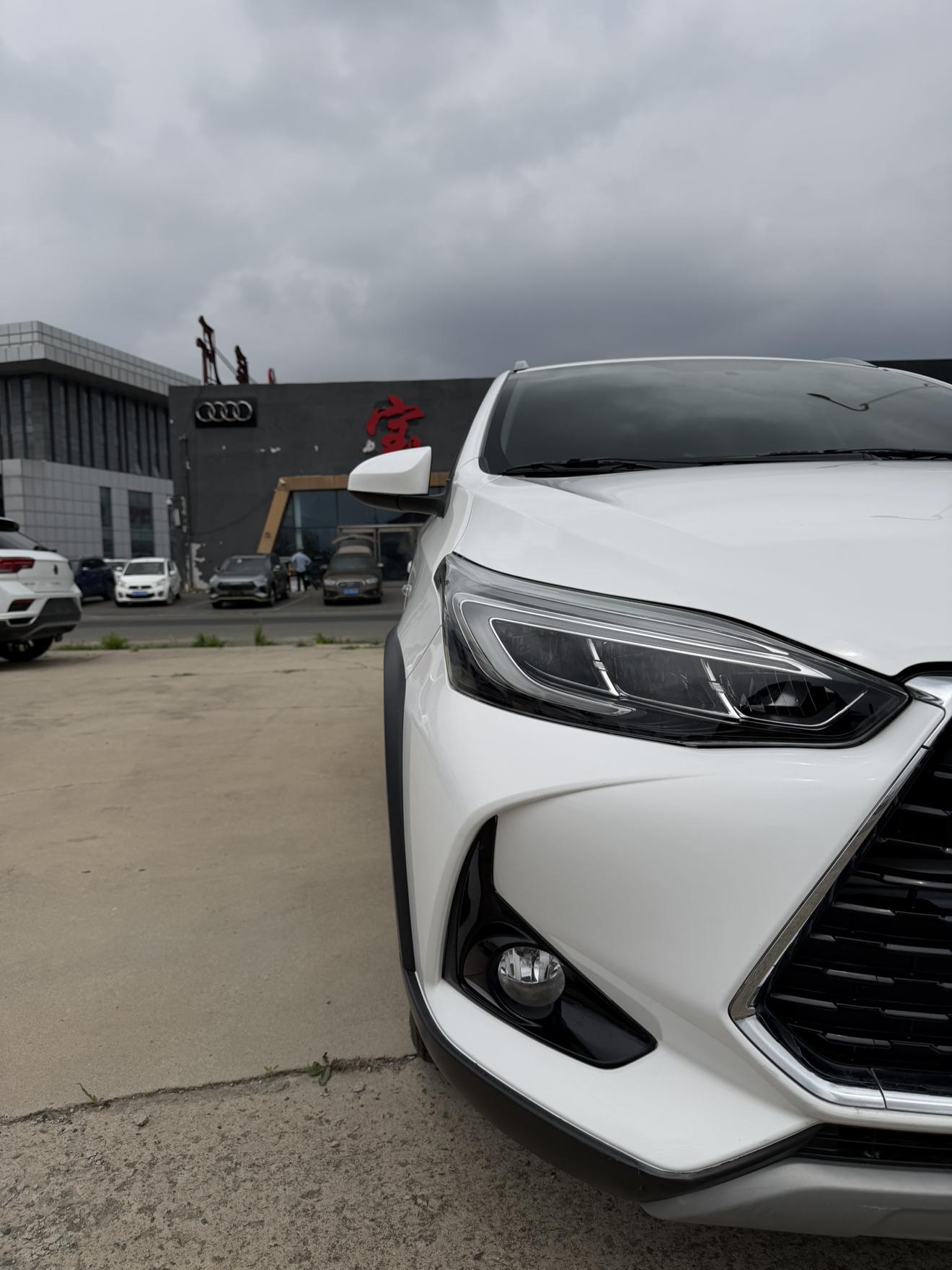 Toyota Yaris 2022 thumb 7