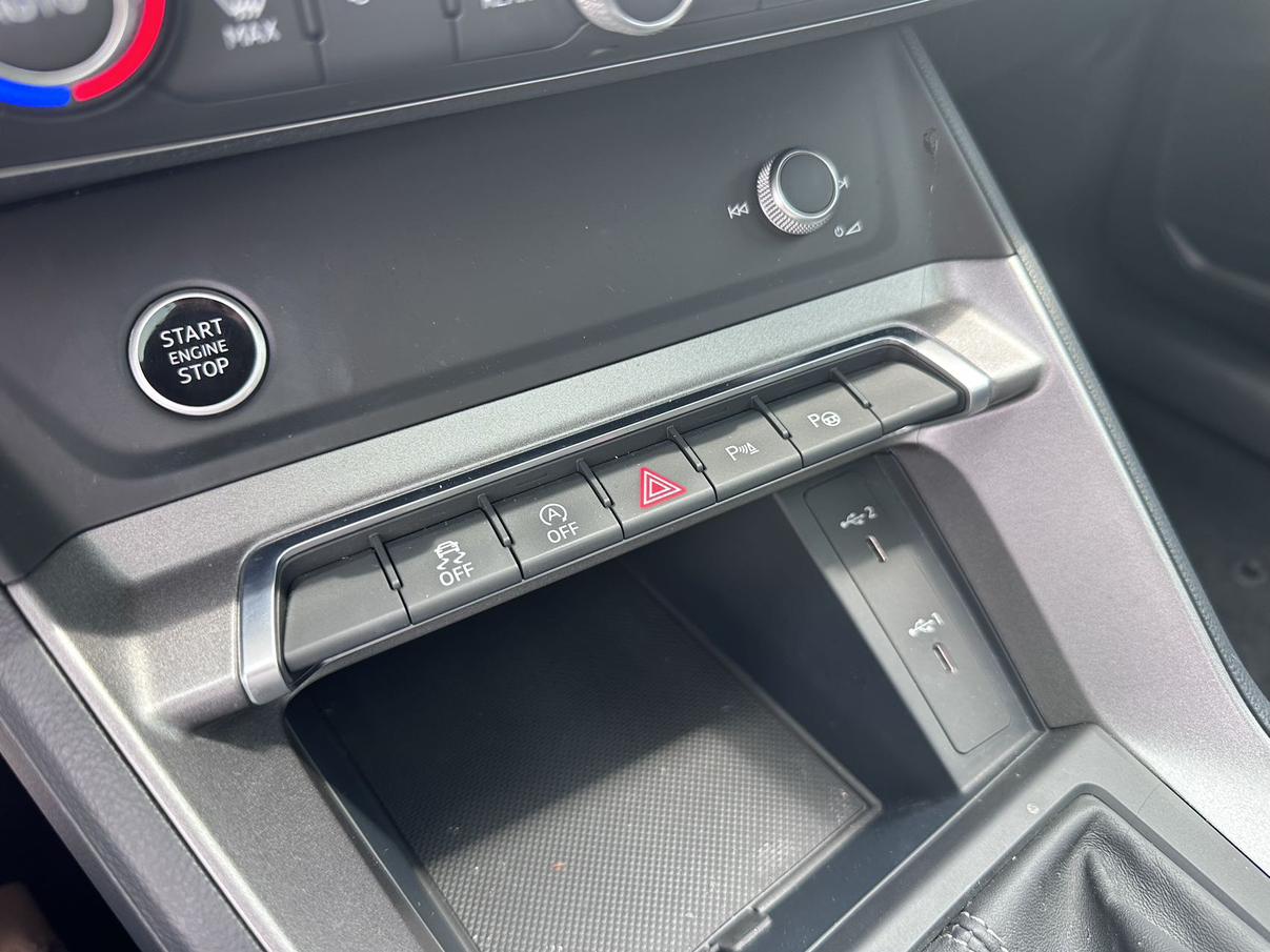 Audi Q3 2023 thumb 11